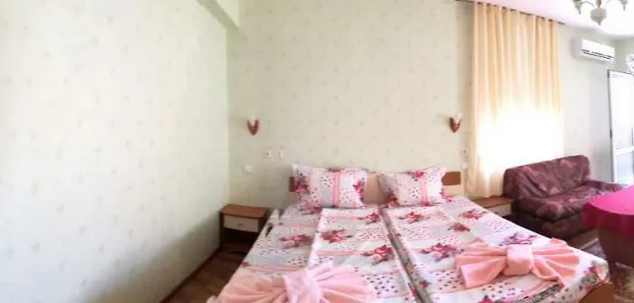 Πανσιόν Anele,kiten 4*