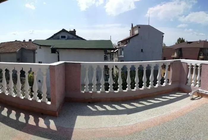 Πανσιόν Anele,kiten